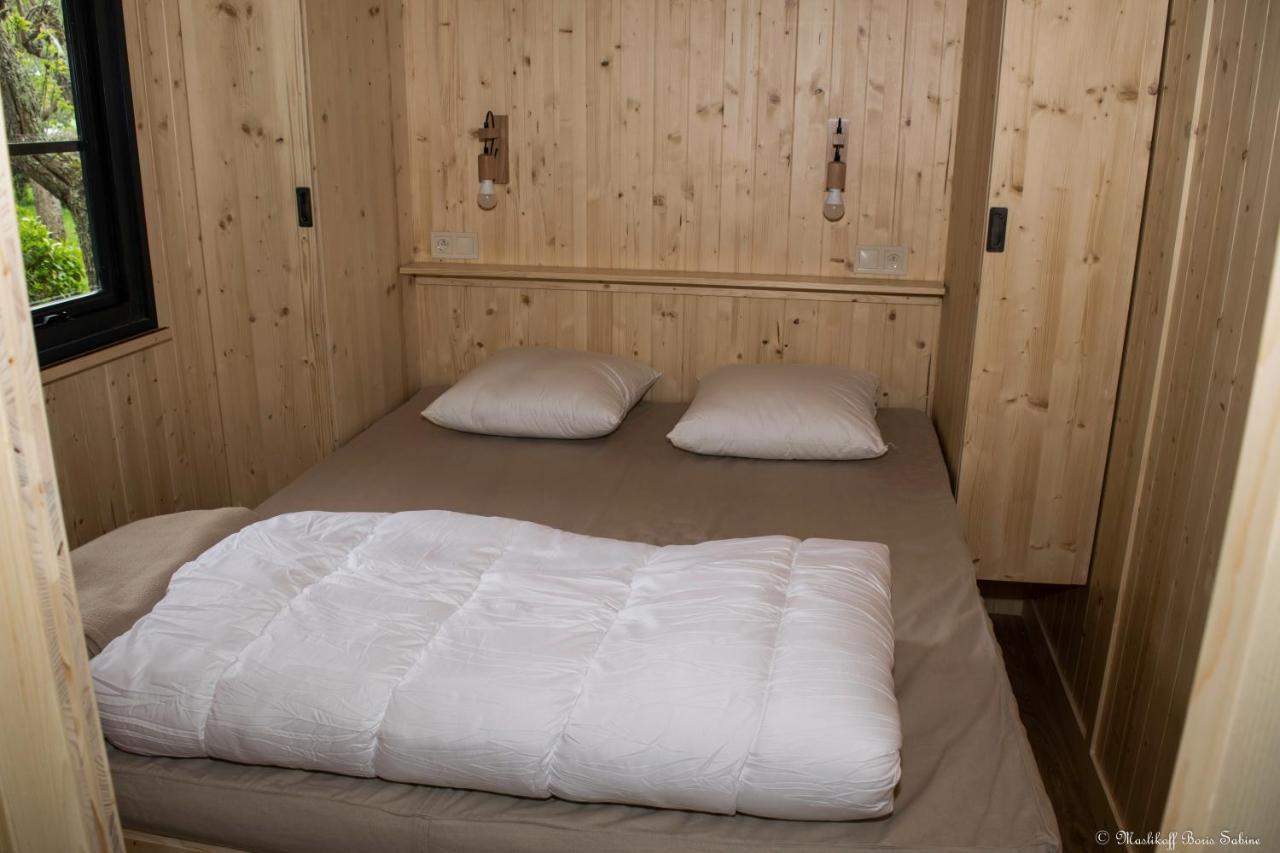 Camping Le Mouliat Hotell Moncrabeau Eksteriør bilde