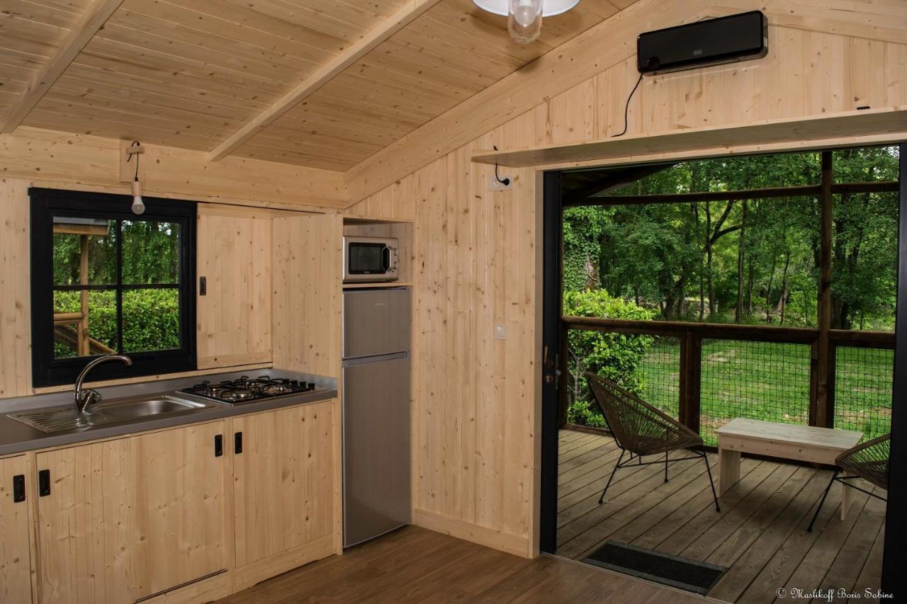 Camping Le Mouliat Hotell Moncrabeau Eksteriør bilde