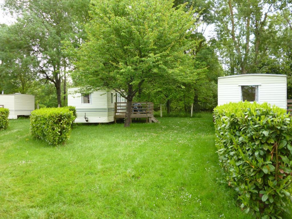 Camping Le Mouliat Hotell Moncrabeau Rom bilde