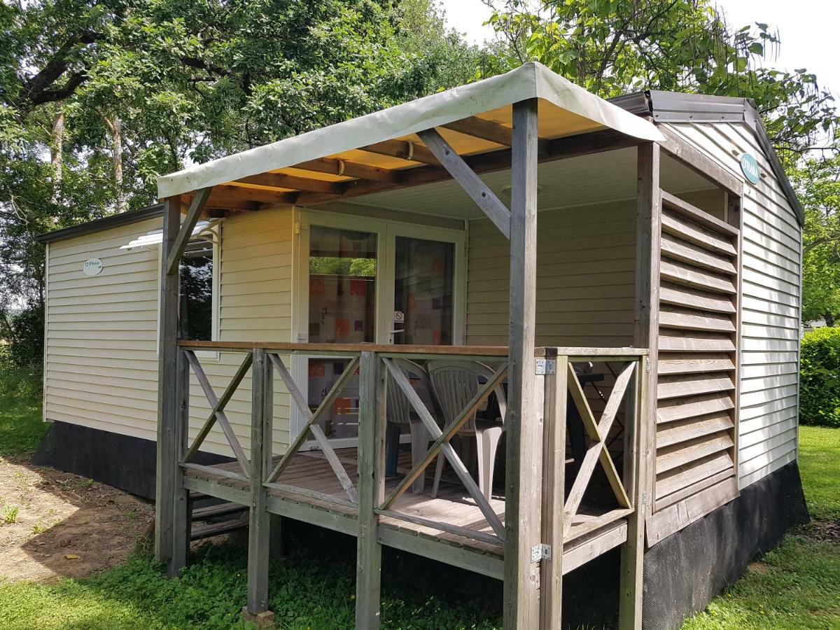 Camping Le Mouliat Hotell Moncrabeau Eksteriør bilde